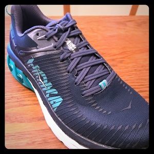 Hoka One One Arahi 2 Running Shoe for Women.